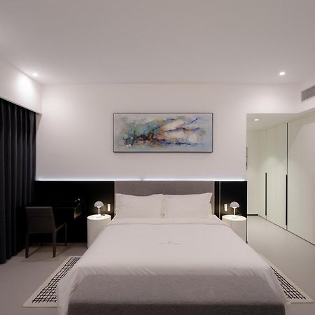 One Riviera Hotel And Residences Ban Souanmone Kültér fotó