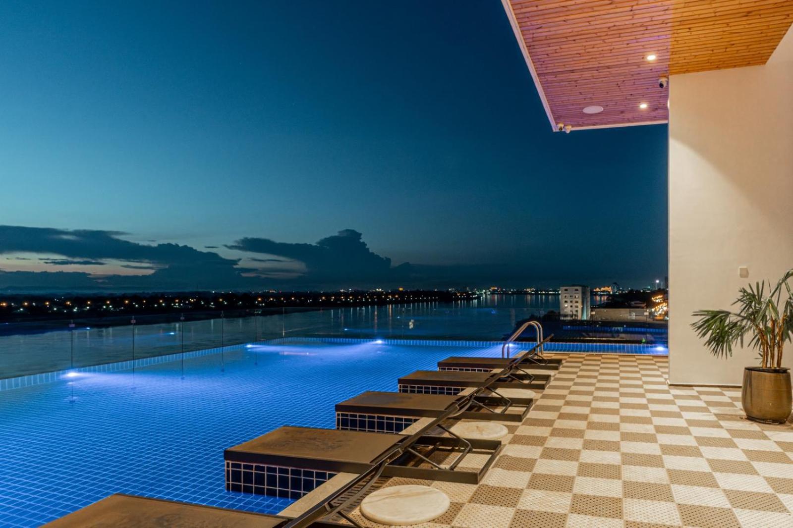 One Riviera Hotel And Residences Ban Souanmone Kültér fotó