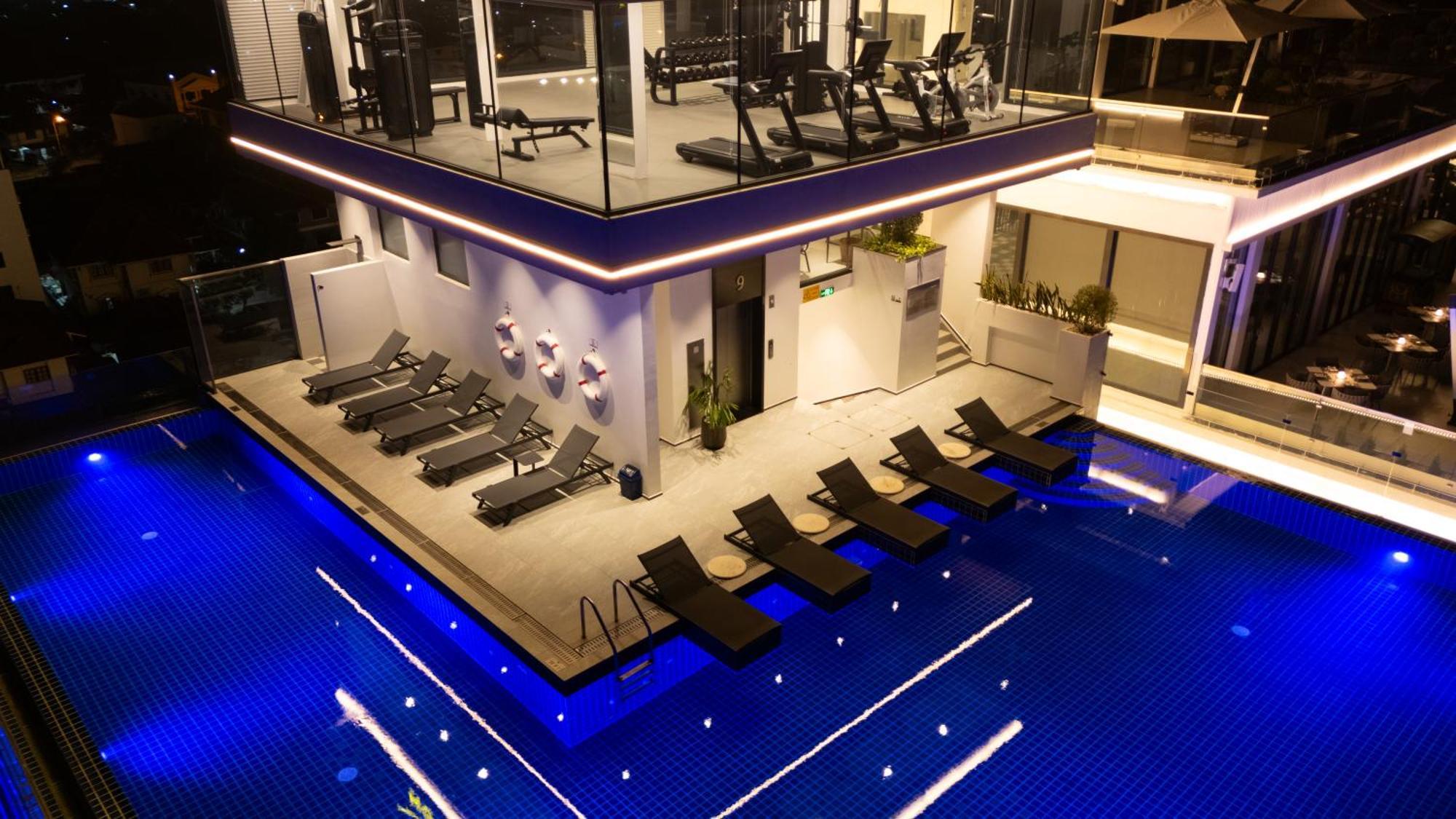One Riviera Hotel And Residences Ban Souanmone Kültér fotó